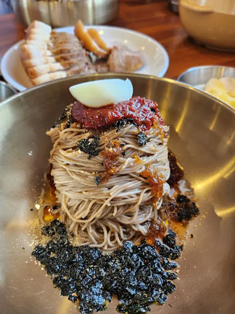 삼교리동치미막국수 백도점