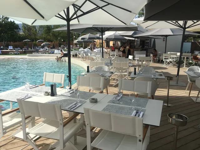 Le Lagon Mandelieu - Pool Club - Restaurant - Cocktails à Mandelieu