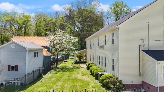 The Tellico Plains Inn