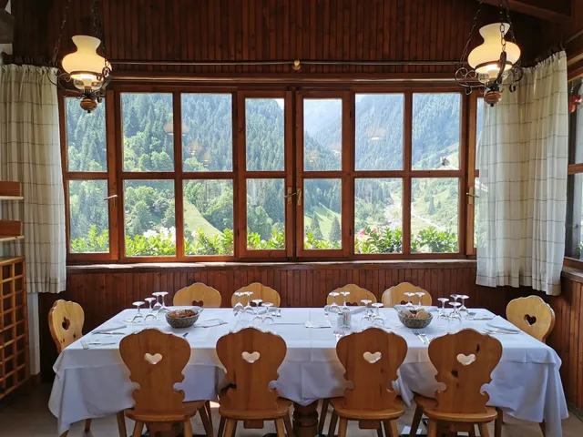 Albergo Ristorante VALLUNGA - NEGOZIO ALIMENTARI E PRODOTTI TIPICI