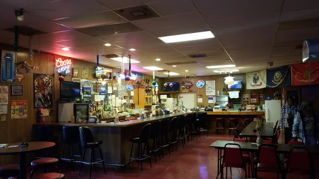 Alibi Lounge Bar & Grill