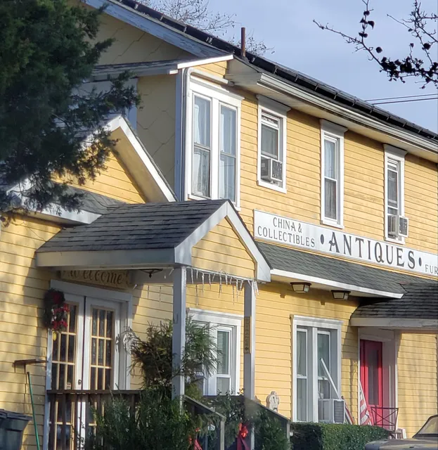 TREEHOUSE ANTIQUES OF CAPE MAY