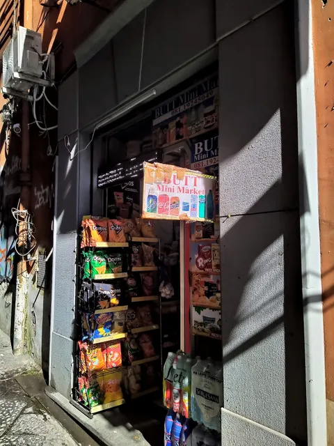 Butt Mini Market