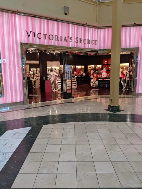 Victoria's Secret & PINK