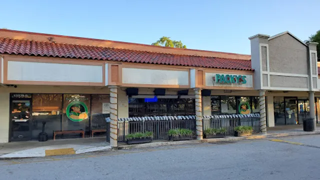 Packy's Sports Grill