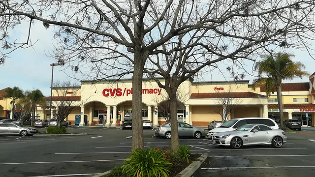 Country Club Villa Shopping