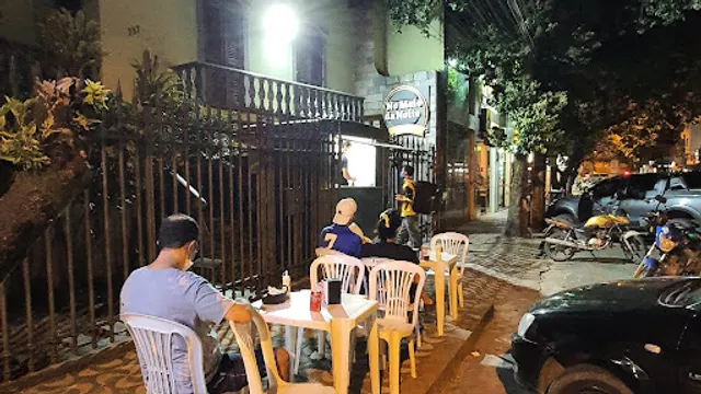 Middle Of Night Burger