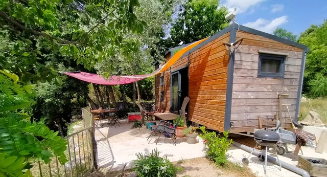 Gîte climatisé - Tiny "Caroux Vertical" - à partir de 19€/nuit