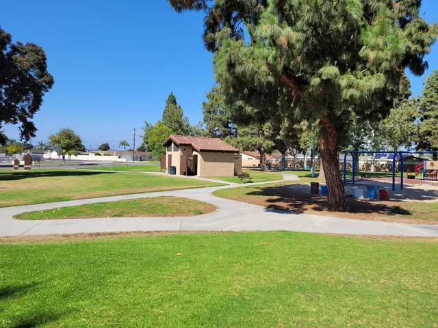 Heroes (San Marino) Park