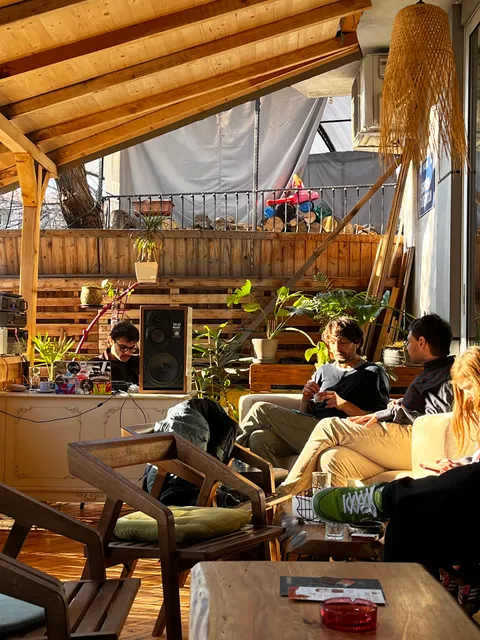 Saman Coffee & Brunch