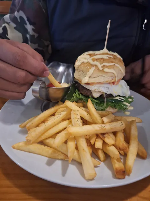 Darkhan Chinggis irish pub