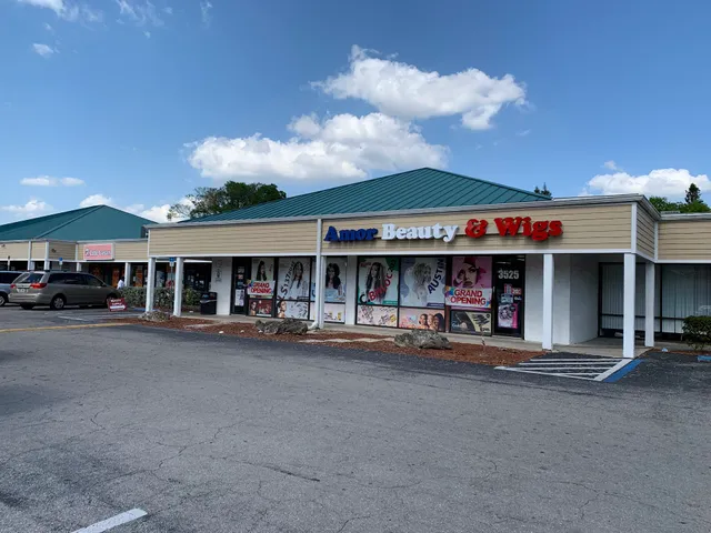 Columbus Square Shopping Center