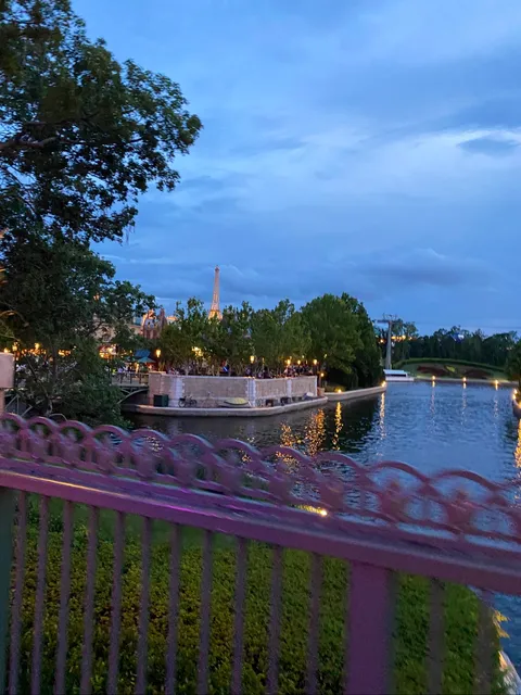 International Gateway