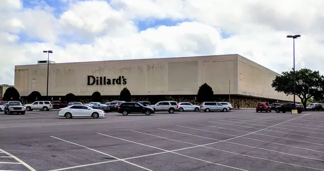 Dillard's