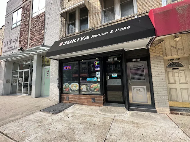 Sukiya Ramen & Poke