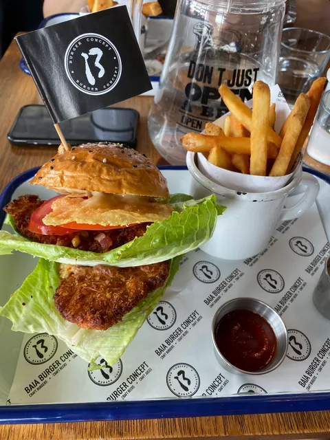 Baia ResTaurAnt Bar Grill