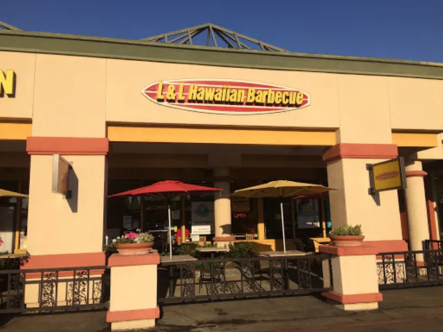 L&L Hawaiian Barbecue