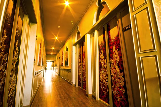 Khum Jao Luang Boutique