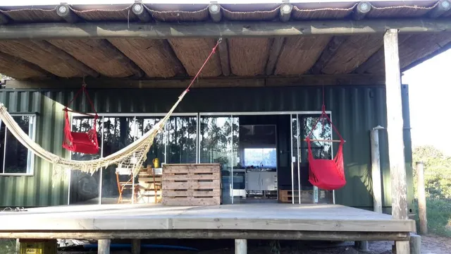 Casa Container Praia do Rosa - Ibiraquera