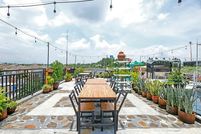 Dangau Datuk Guesthouse & Resto