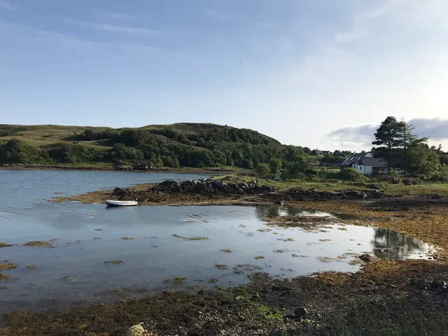 Gaelic Whiskies & Gaelic Gins