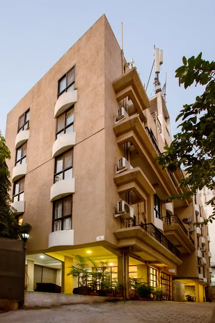 Magnus Calypso Suites, Viman Nagar