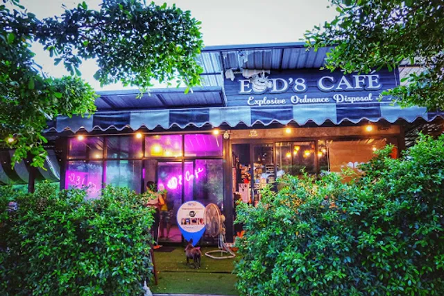EOD’8 Cafe