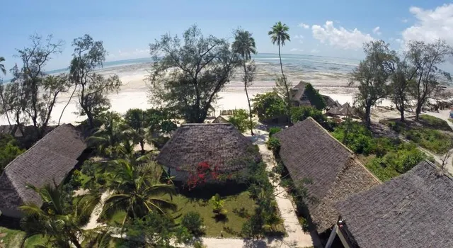 Kaure Sand Beach Lodge