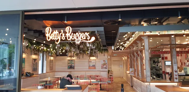 Betty's Burgers