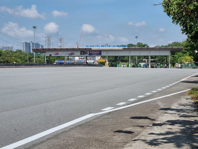 E20 MEX - Salak Selatan Toll Plaza