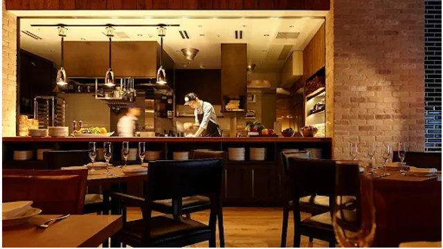 CEDAR THE CHOP HOUSE ＆ BAR