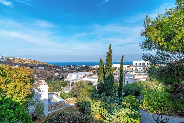 Rabagas Suites Sifnos | Rent a Villa Sifnos