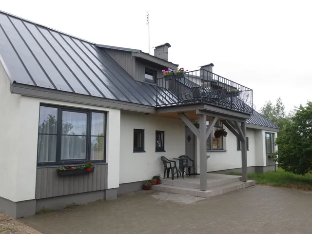 Viesu nams Jūras sāga