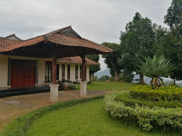 OYO 3890 Wisma Sarongge Syariah