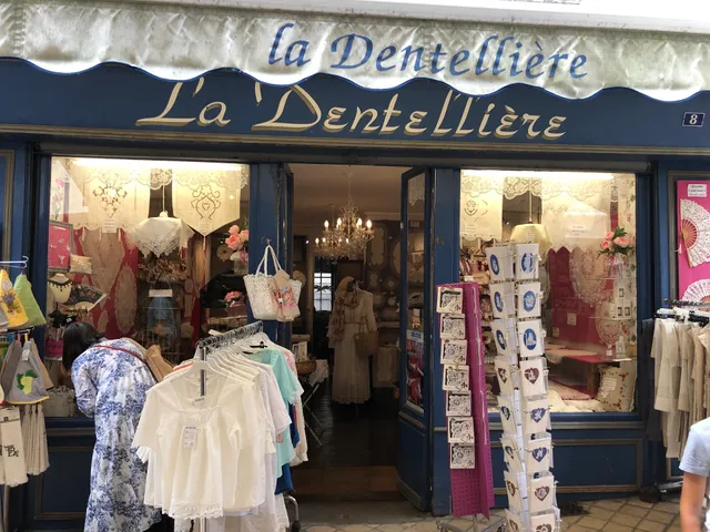 La Dentellière