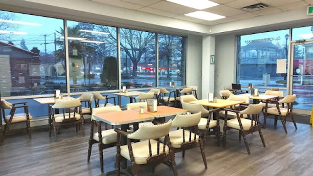 DAD'S HOMEMADE SOUPS AND SANGYS