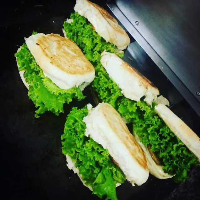 SANDUBÃO LANCHES SALTO