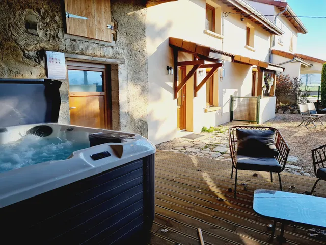 Escapade Champ'être GÎTE, ESCAPE GAME, LASERGAME