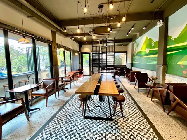 Phuc Long Coffee and Tea