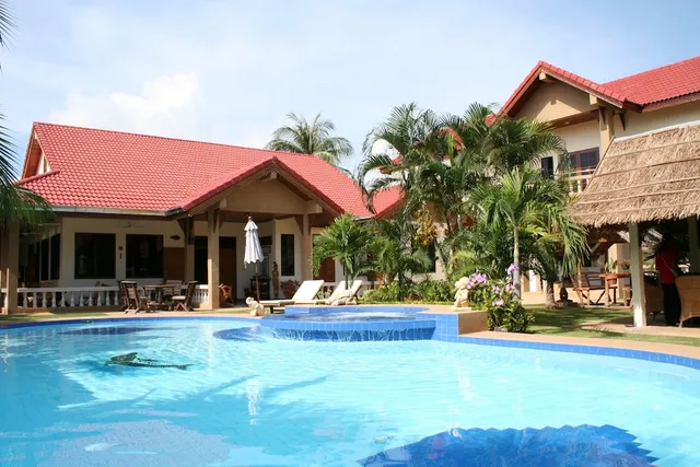 Long Beach Inn Thailand