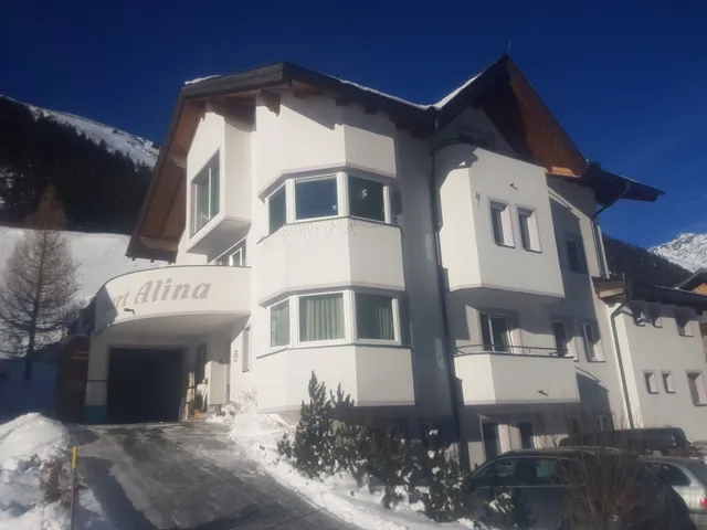 Apart Alina