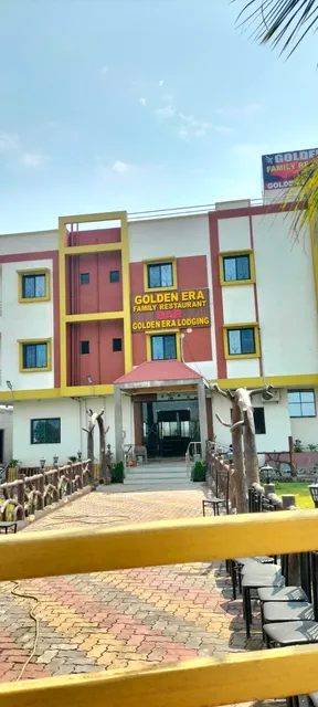 Collection O Hotel Golden Era