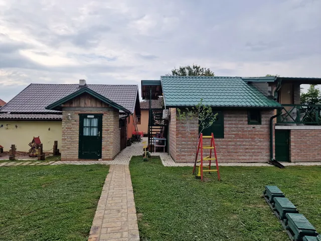 Salas "GNJEZDO" Šar