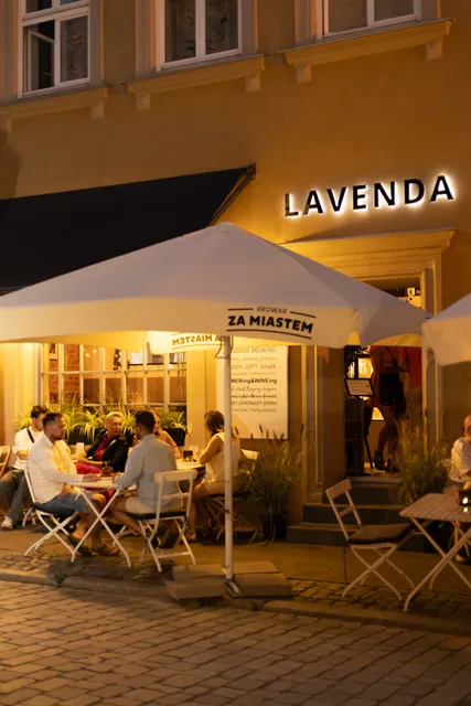 Lavenda Cafe & Lunch