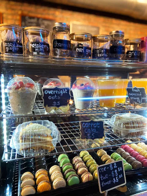 Black Milk Coffee and Crepe