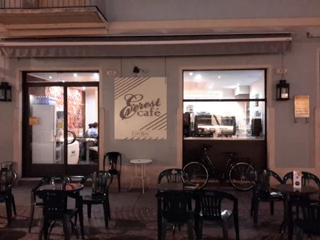 Nuova Everest Caffè