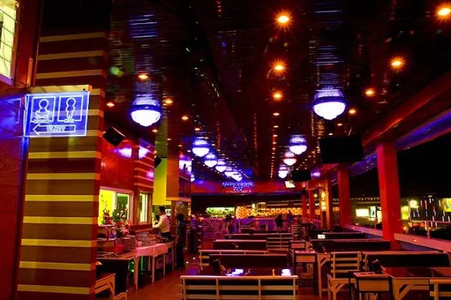 The Boss Grand Tower Hotel