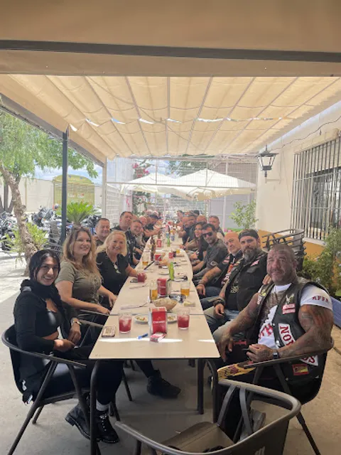 Venta-Restaurante LA VIÑA.