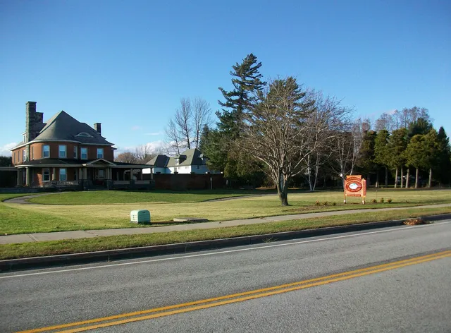 Bed & Breakfast - Au Bord du Lac - By the Lake - Rouses Point