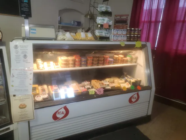 Clark's Cup N Cone and Cheese Shop